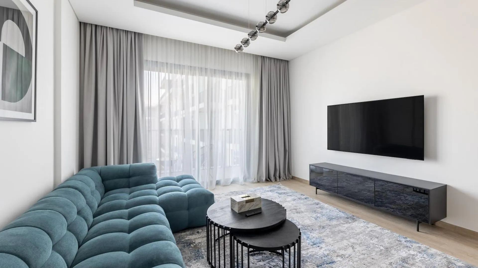 1Bd Central Park 1, City Walk,7 Min Walk To Metro Dubai