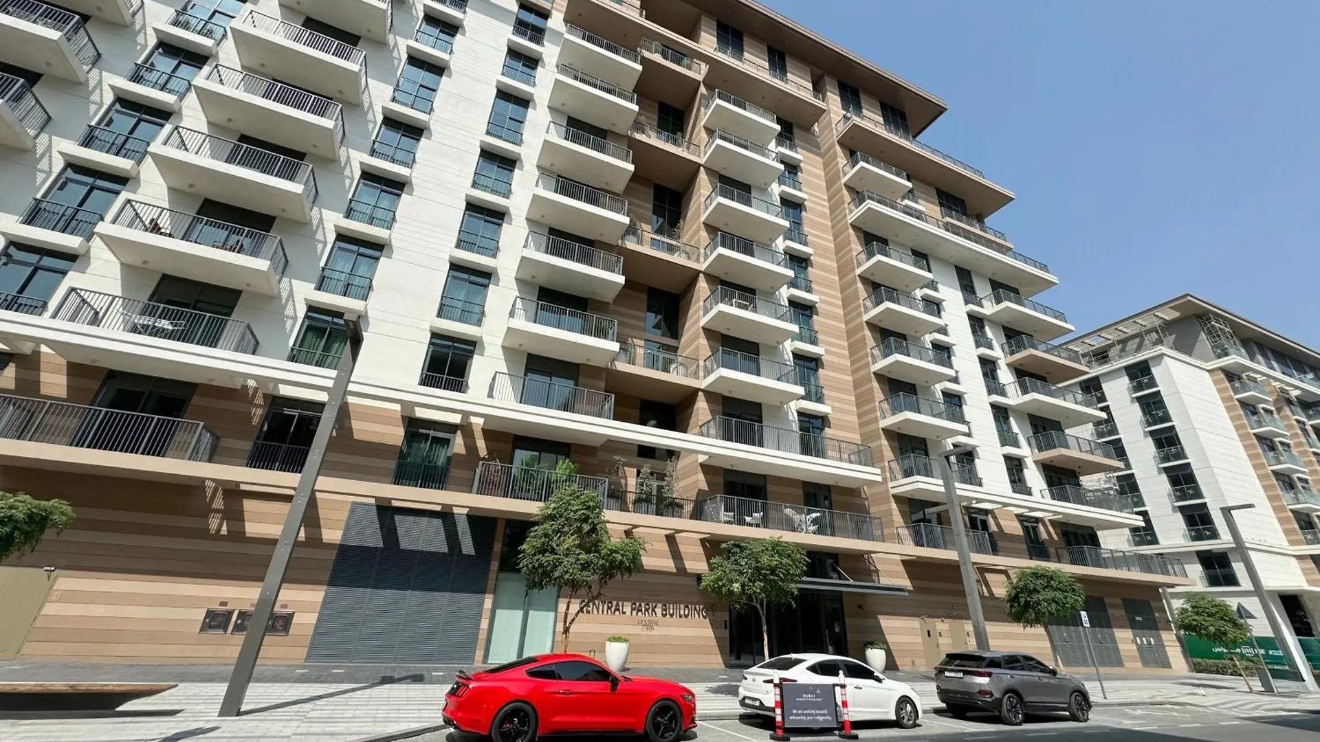 1Bd Central Park 1, City Walk,7 Min Walk To Metro Dubai United Arab Emirates