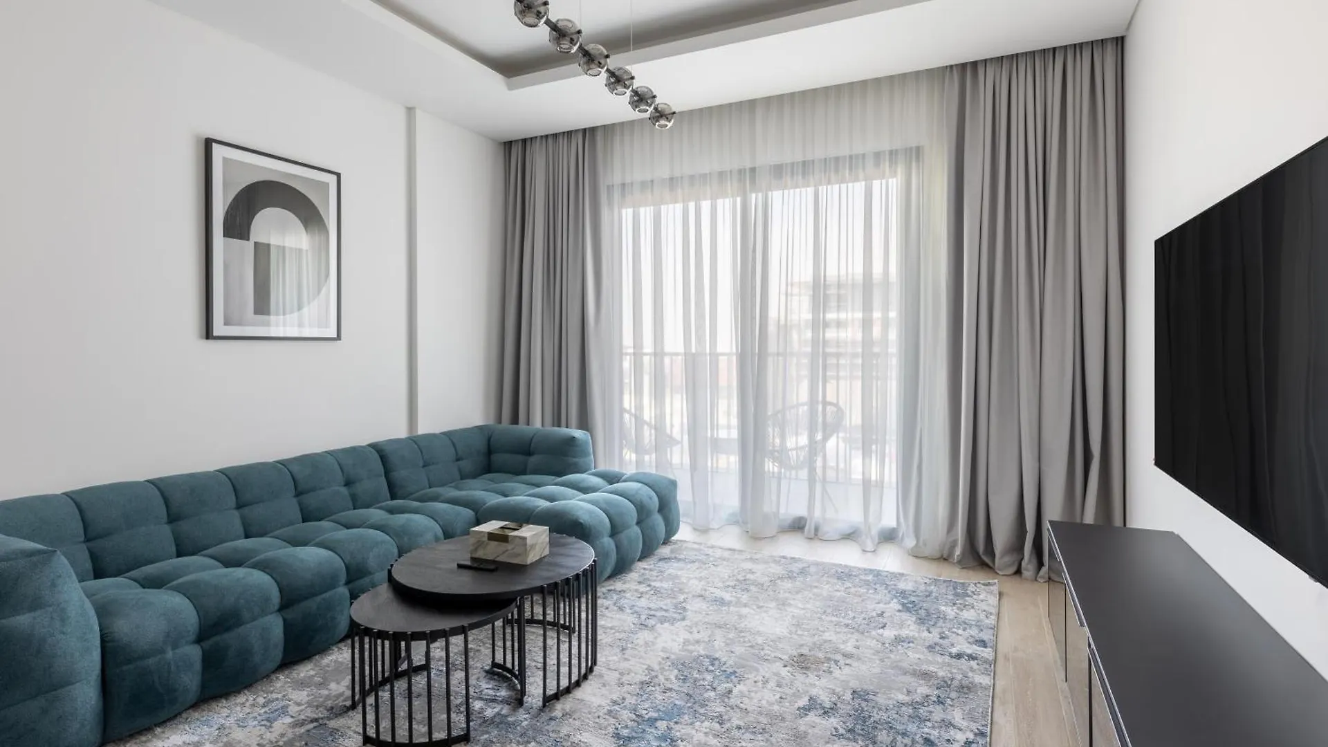 1Bd Central Park 1, City Walk,7 Min Walk To Metro Dubai